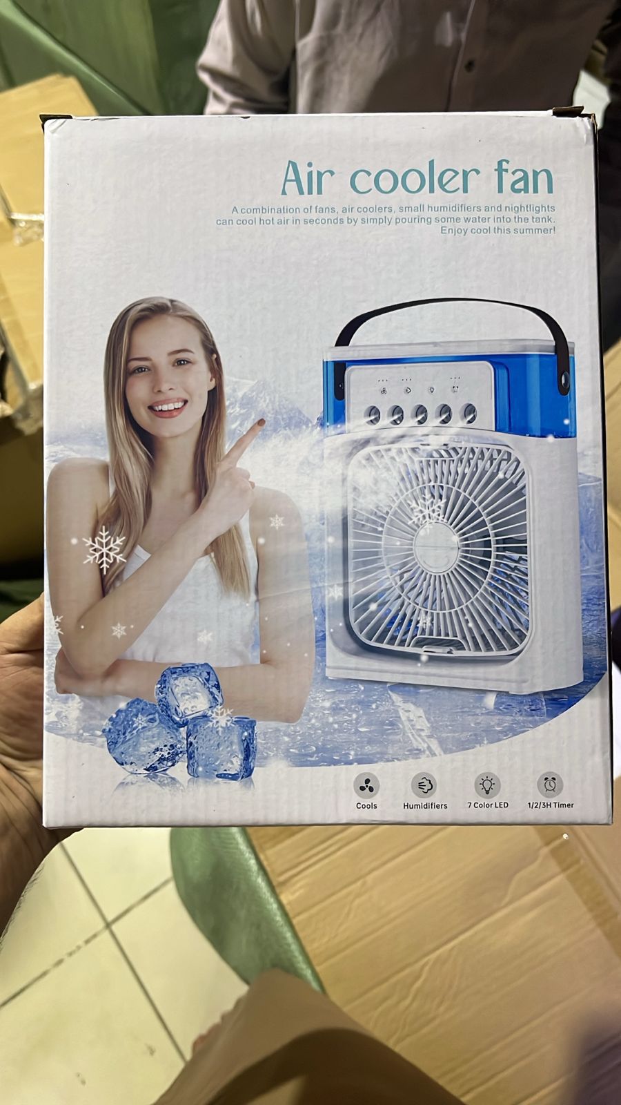 11 Inch Portable Mist Fan USB Electric — LED Night Light Water Mist Humidifier Function (Random Color)